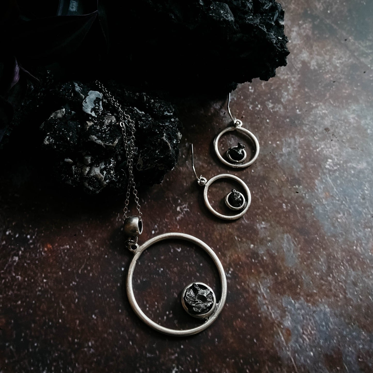 Meteorite Jewelry Set - Circle Necklace and Earrings Jewelry Set Yugen Handmade