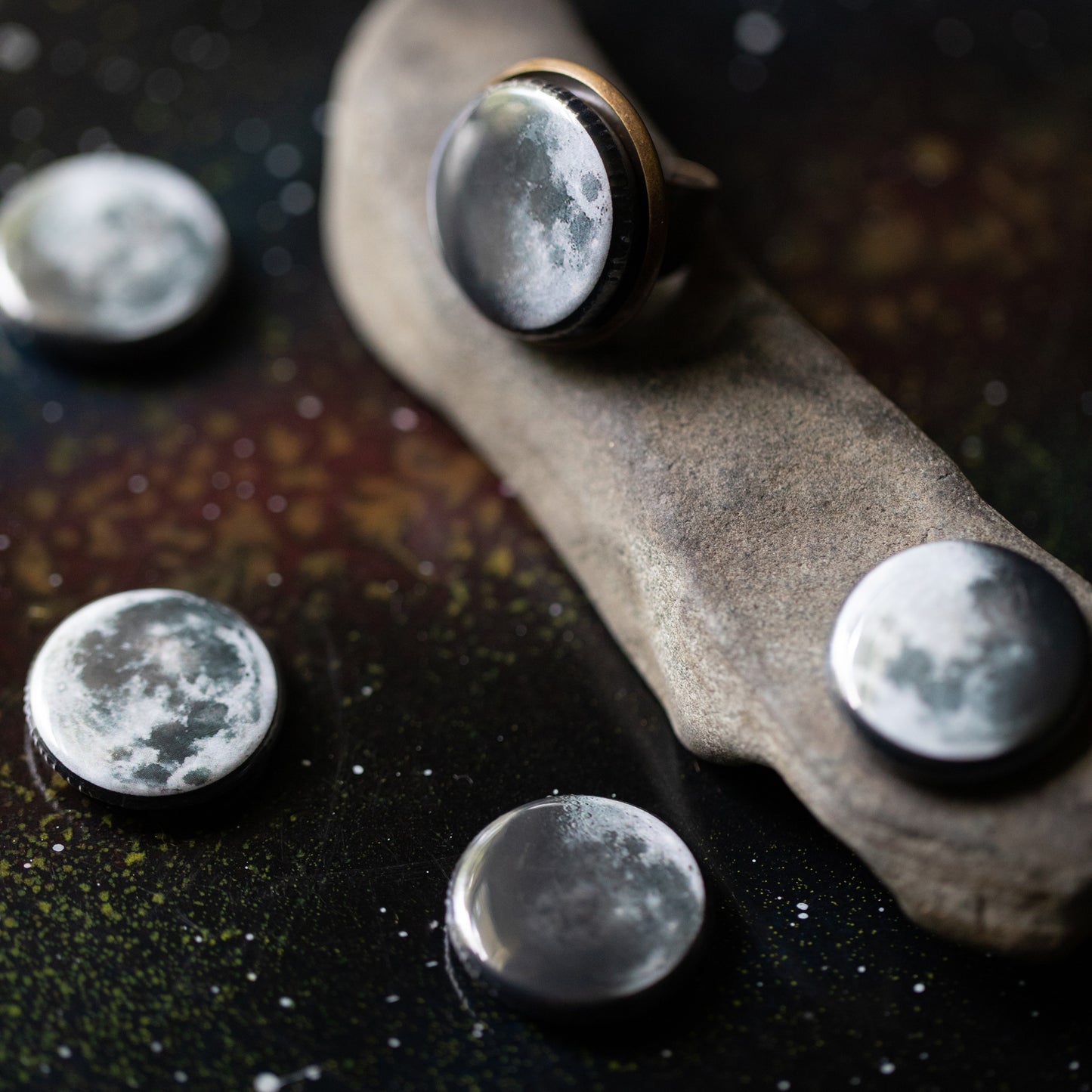 Interchangeable Moon Phase Ring Ring Yugen Handmade Antique Bronze Tone
