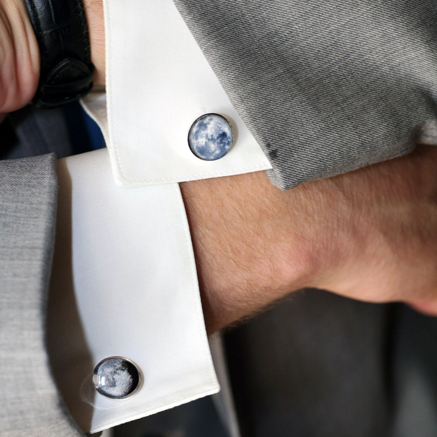 Cufflinks
