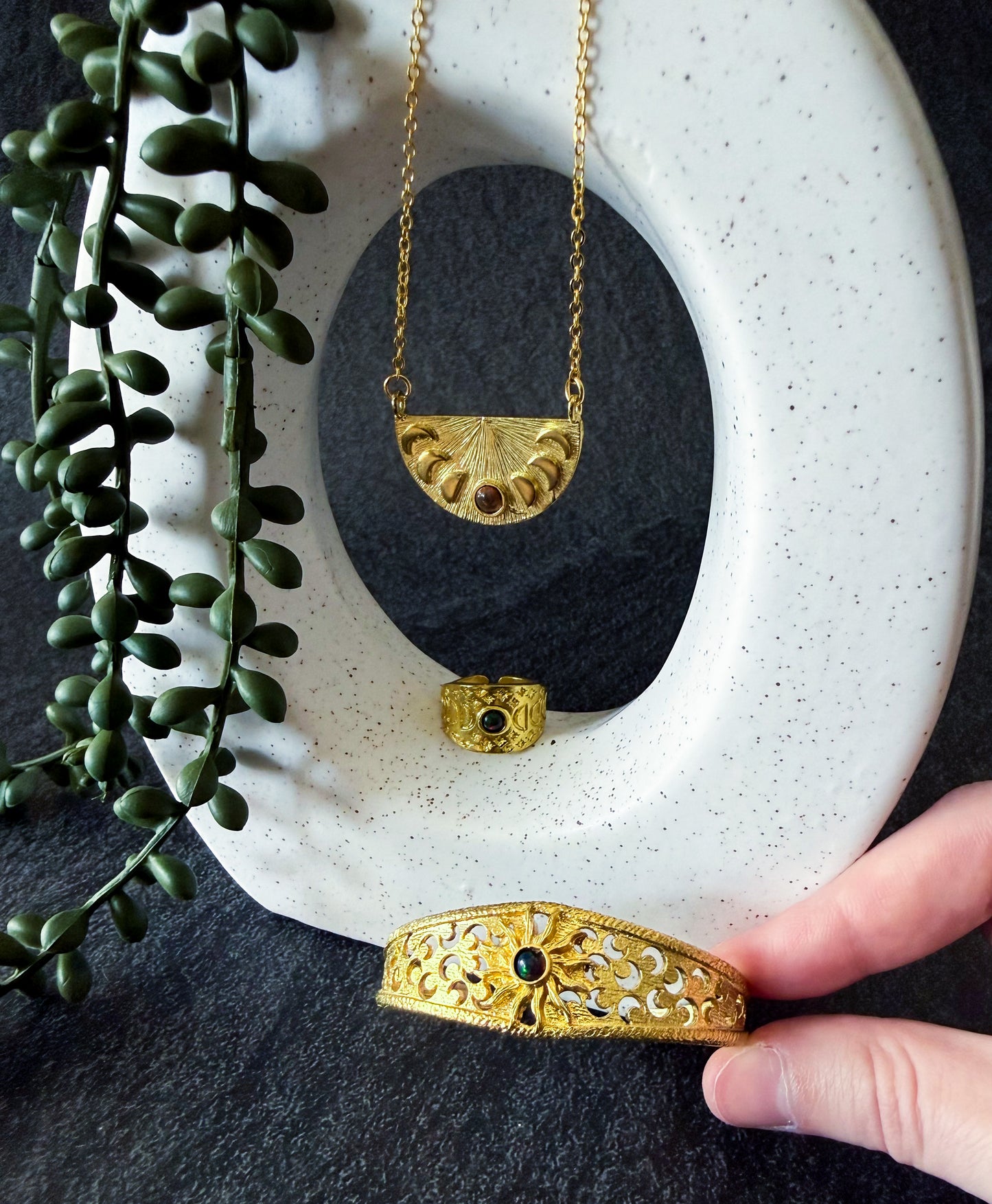 Eclipse Jewelry Set with Moon Phases and Black Opal