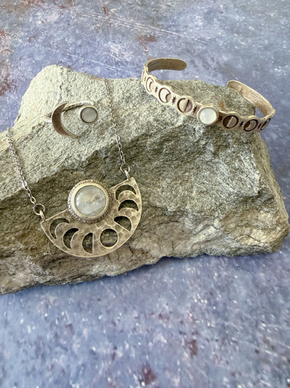 Moon Goddess Jewelry Set - Rainbow Moonstone