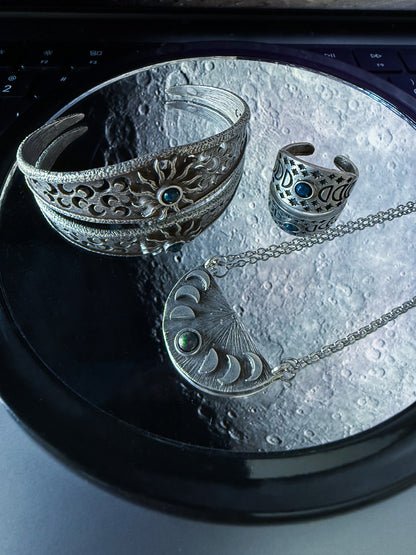 Eclipse Jewelry Set with Moon Phases and Black Opal